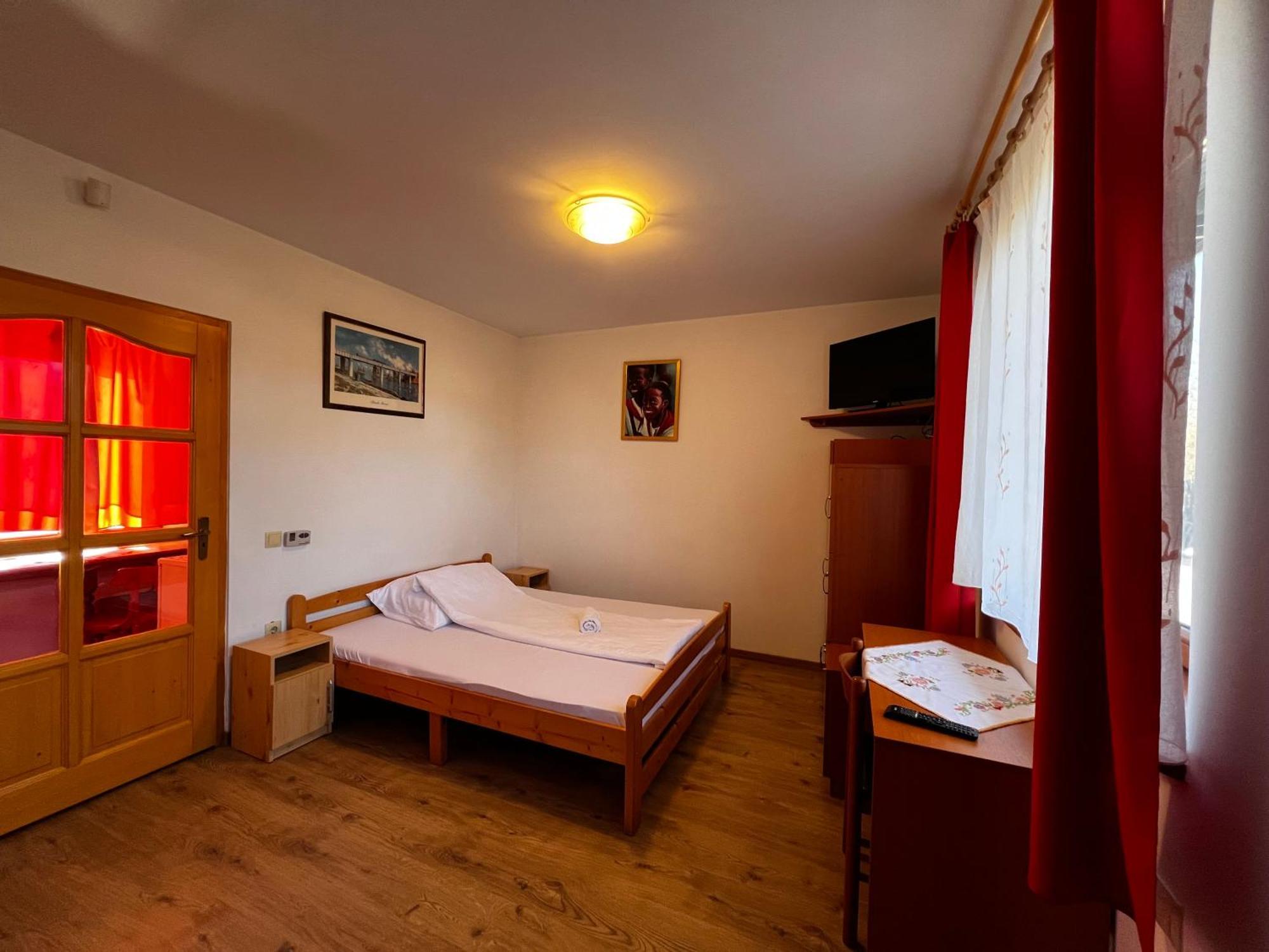 AQUA Thermal Sóterápia és Apartmanház Püspökladány Extérieur photo